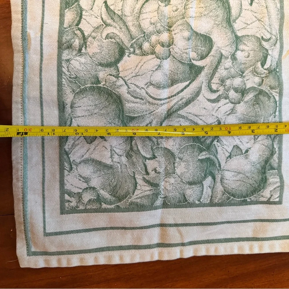 Williams Sonoma Green and Cream Cotton Placemats